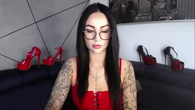 Fayestrip online show from September 28, 2:35 pm