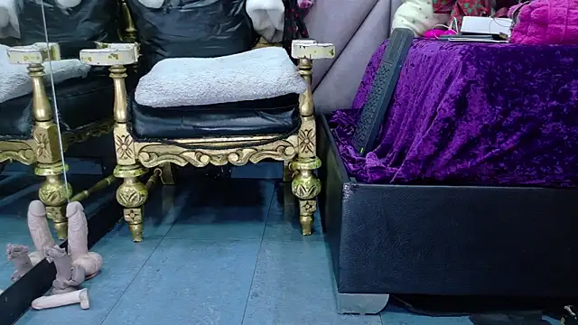 EvaSabath online show from December 18, 11:03 am