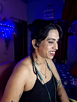 Love Beauty01 online show from March 28, 6:53 pm