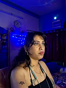 Love Beauty01 online show from March 15, 7:10 pm