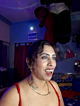 Snapshot of Love_Beauty01 chatting on June 29, 6:40 pm Love Beauty01 online show from June 29, 6:40 pm