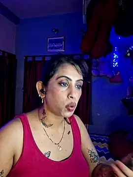 Love Beauty01 online show from April 2, 6:36 pm