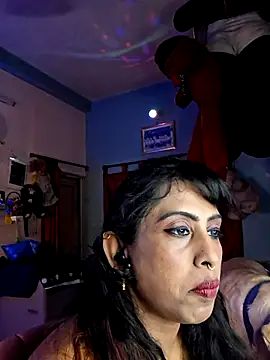 Snapshot of Love_Beauty01 chatting on June 16, 6:41 pm Love Beauty01 online show from June 16, 6:41 pm
