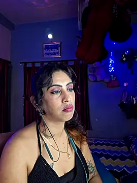 Love Beauty01 online show from April 5, 6:36 pm