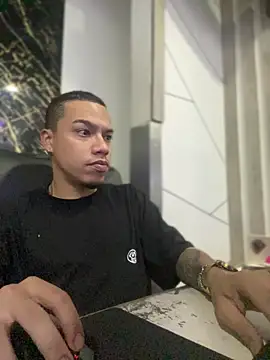 AlphaMasterXxx online show from October 29, 9:19 am