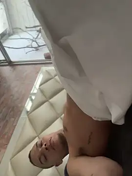 AlphaMasterXxx online show from April 14, 12:32 pm