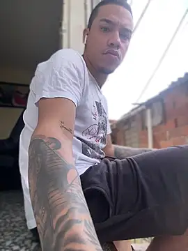 AlphaMasterXxx online show from November 3, 2:53 pm