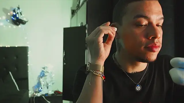 AlphaMasterXxx online show from March 20, 2:01 am