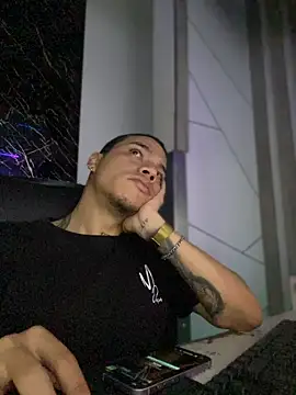 AlphaMasterXxx online show from November 8, 6:28 am