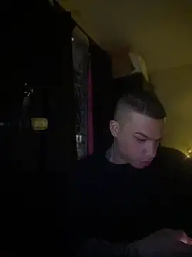 AlphaMasterXxx online show from January 15, 6:39 am