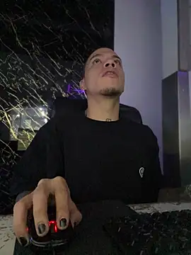 AlphaMasterXxx online show from November 25, 4:02 am