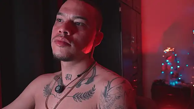 AlphaMasterXxx online show from March 8, 2:04 am