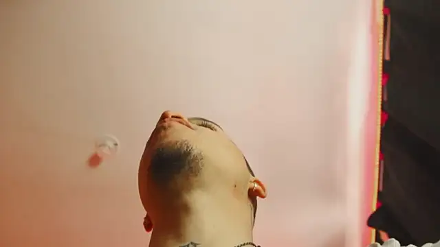 AlphaMasterXxx online show from March 20, 4:52 pm