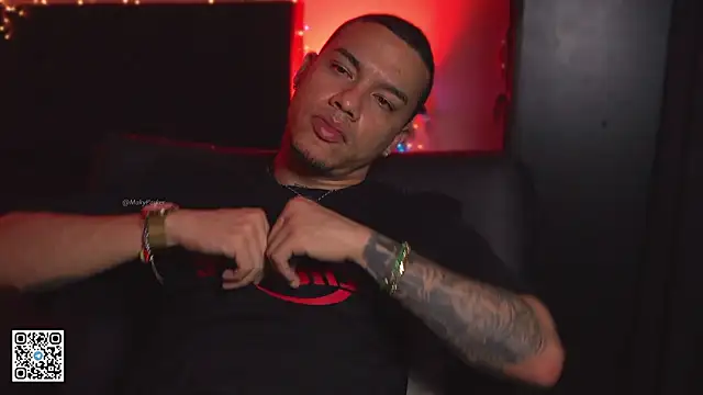 Snapshot of AlphaMasterXxx chatting on February 20, 1:13 am AlphaMasterXxx online show from February 20, 1:13 am