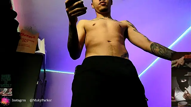 AlphaMasterXxx online show from December 5, 4:27 pm