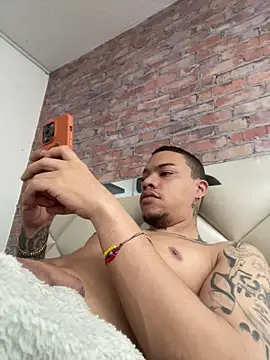 AlphaMasterXxx online show from May 29, 3:29 pm