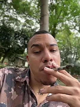 AlphaMasterXxx online show from April 11, 2:54 pm