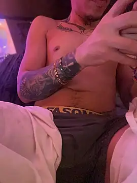 AlphaMasterXxx online show from March 23, 1:00 pm