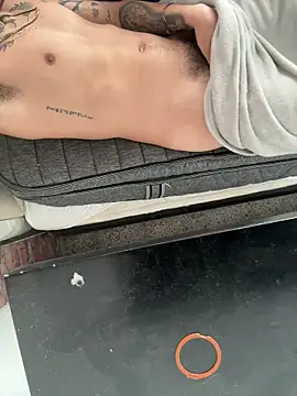 AlphaMasterXxx online show from May 24, 3:01 pm