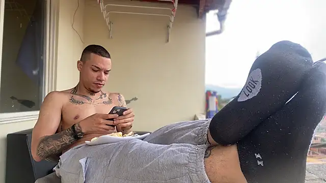 AlphaMasterXxx online show from September 28, 5:09 pm