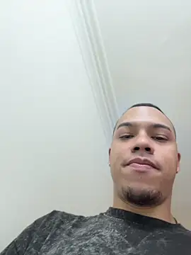 AlphaMasterXxx online show from April 13, 5:50 pm