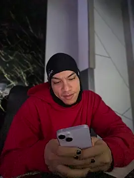 AlphaMasterXxx online show from November 26, 12:05 pm