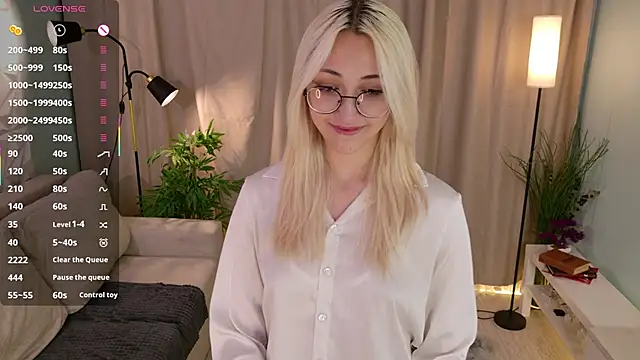 Snapshot of Marry_sharp chatting on October 27, 9:05 pm Marry sharp online show from October 27, 9:05 pm