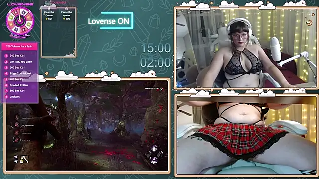 Snapshot of ithuriella chatting on October 11, 2:56 am ithuriella online show from October 11, 2:56 am