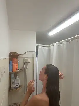 MilaRenee online show from December 21, 1:13 pm