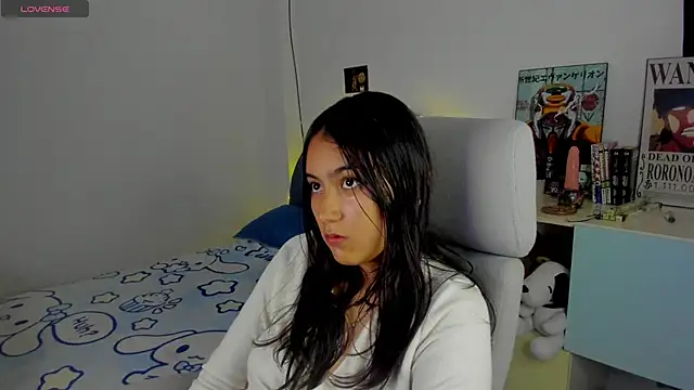namiiwhite online show from September 19, 3:27 pm