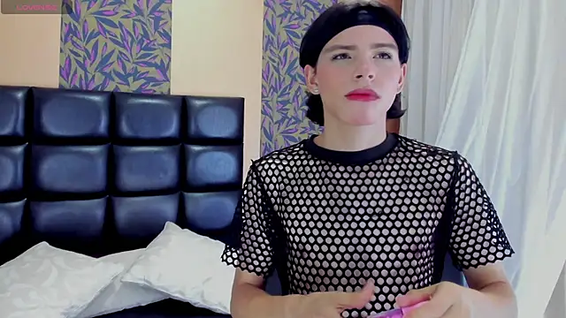 mysterius boy online show from September 10, 7:13 pm