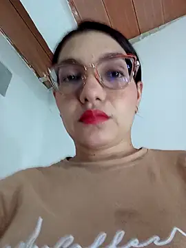 Snapshot of Sensual_Anyelie chatting on November 11, 2:45 pm Sensual Anyelie online show from November 11, 2:45 pm