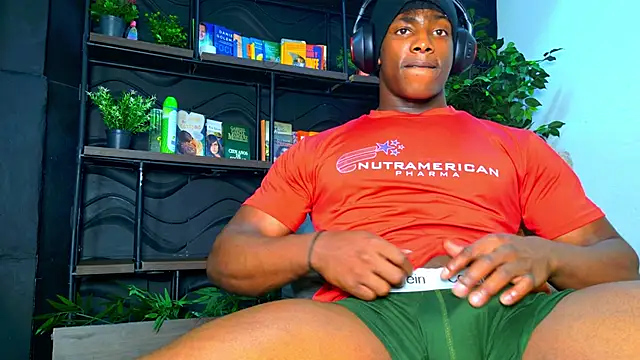 Snapshot of dalton_asher chatting on November 13, 12:36 am dalton asher online show from November 13, 12:36 am