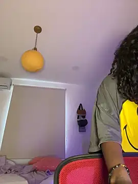 EmilyKisx online show from September 23, 1:40 pm