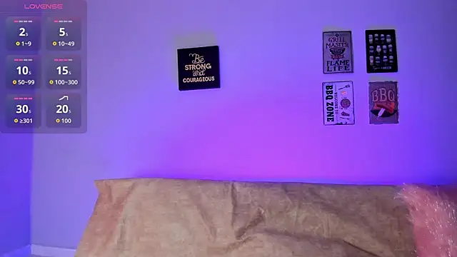 elizabethboltXXX online show from February 8, 7:33 pm