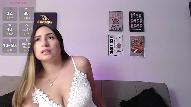 Snapshot of elizabethboltXXX chatting on October 7, 7:37 pm elizabethboltXXX online show from October 7, 7:37 pm
