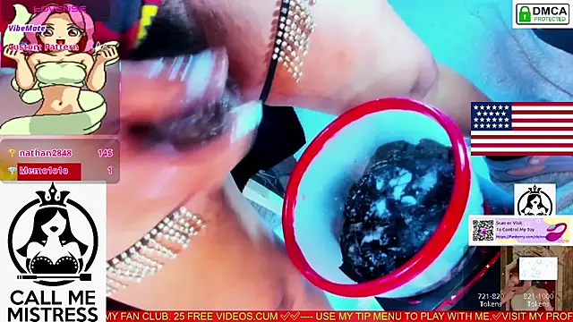 Snapshot of sexydirtyd chatting on September 25, 10:38 pm sexydirtyd online show from September 25, 10:38 pm