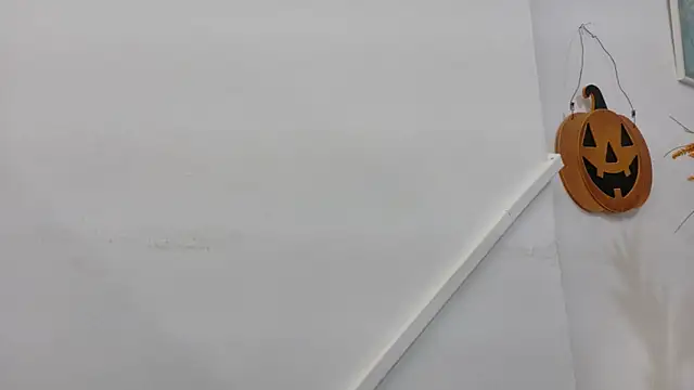 Snapshot of Lizbeth_Rouse chatting on November 1, 11:37 am Lizbeth Rouse online show from November 1, 11:37 am