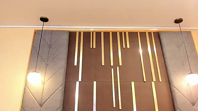 OliviGrace online show from December 21, 10:10 pm