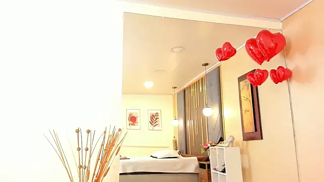 OliviGrace online show from October 24, 10:09 pm