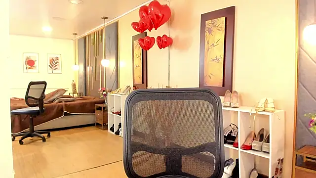 OliviGrace online show from January 9, 10:06 pm