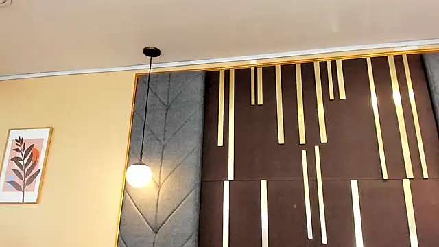 OliviGrace online show from April 10, 8:27 pm