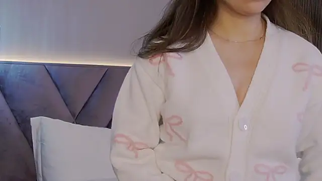 MiaMarlow online show from October 7, 8:54 pm