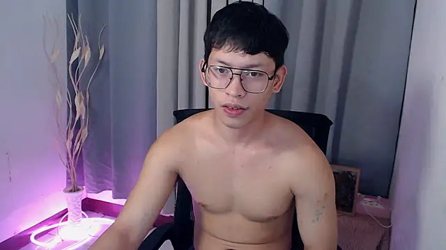 pinkcock froi2305 online show from April 19, 7:20 am