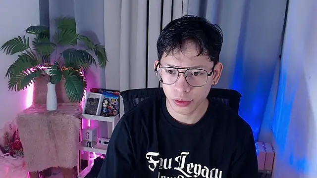 pinkcock froi2305 online show from February 15, 1:06 am