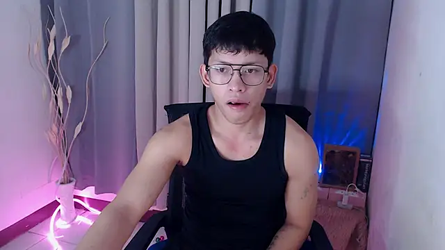 pinkcock froi2305 online show from April 8, 1:56 pm