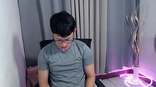 pinkcock froi2305 online show from April 14, 1:49 pm