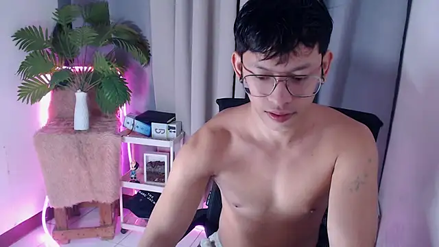 pinkcock froi2305 online show from December 18, 1:22 am
