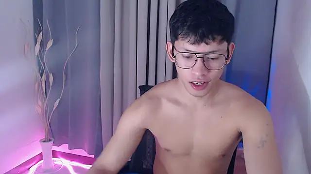 pinkcock froi2305 online show from April 4, 2:01 pm