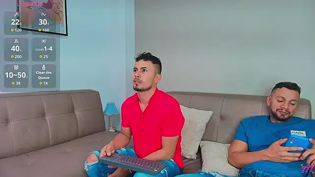 Snapshot of Valentiinoss chatting on July 9, 9:36 pm Valentiinoss online show from July 9, 9:36 pm